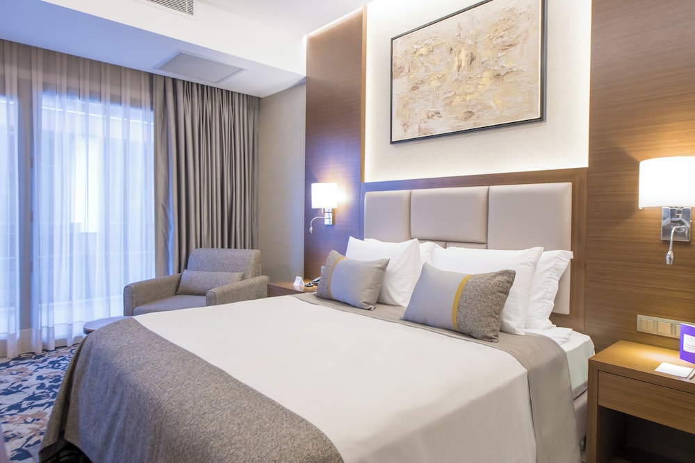 

Roma - Yalova - Crowne Plaza Yalova, an IHG Hotel