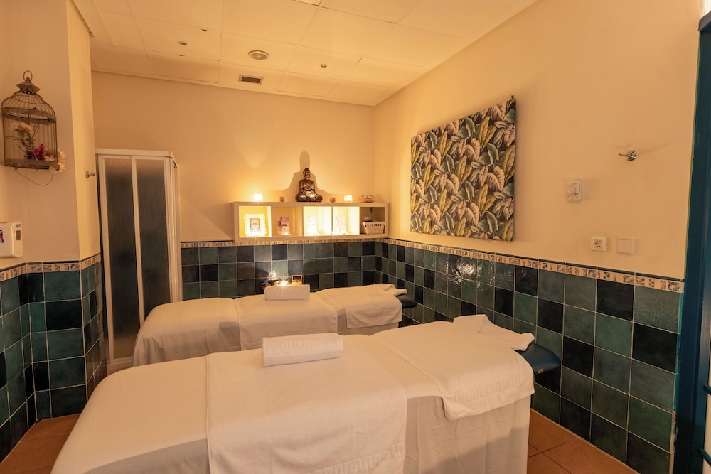

Napoli - Fuengirola - Hotel IPV Palace & Spa - Adults Recommended