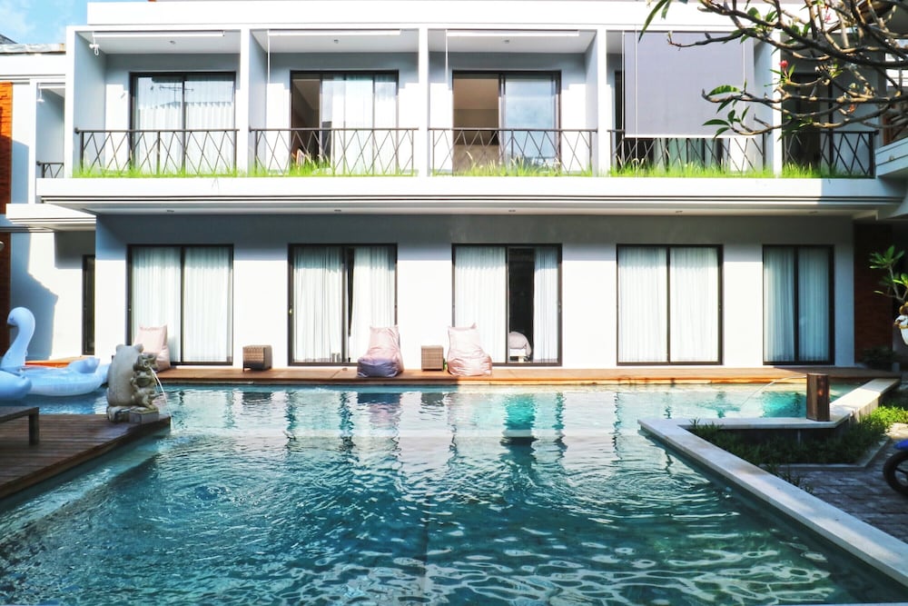 

Napoli - Legian Beach - Gemini Star Hotel
