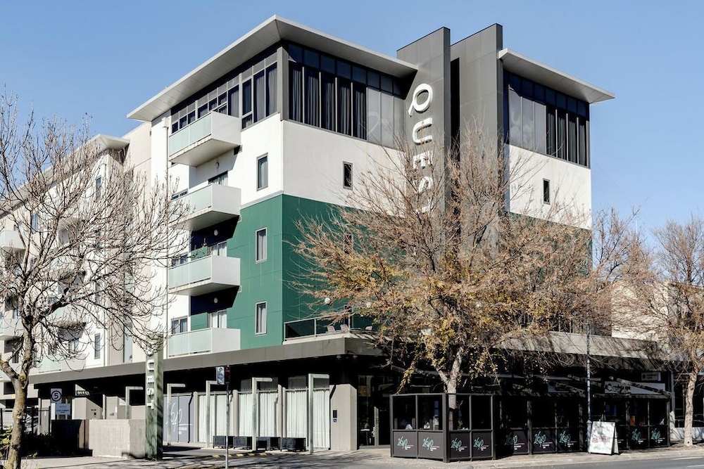 Albury - Quest Albury