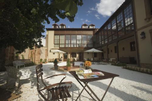 San Justo de la Vega - Posada Real Casa de Tepa