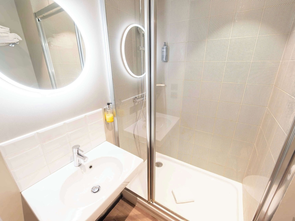 

Bari - Boulogne-Billancourt - ibis Styles Paris 16 Boulogne