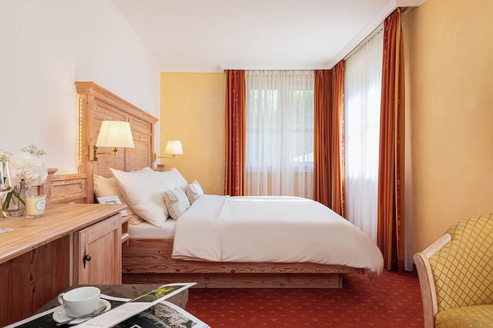 

Milano - Leukerbad - Hotel Restaurant Waldhaus