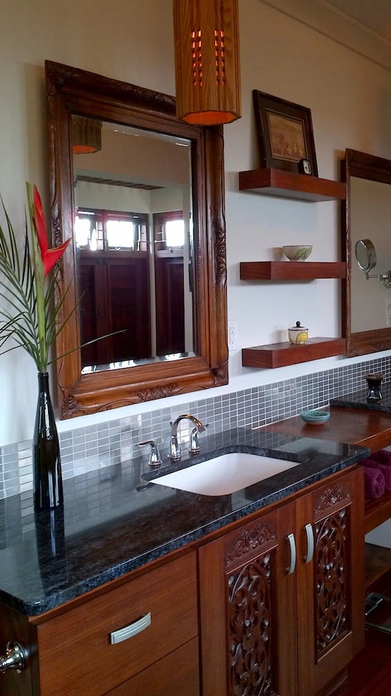 

Milano - Speightstown - Breezin Villa in Deans