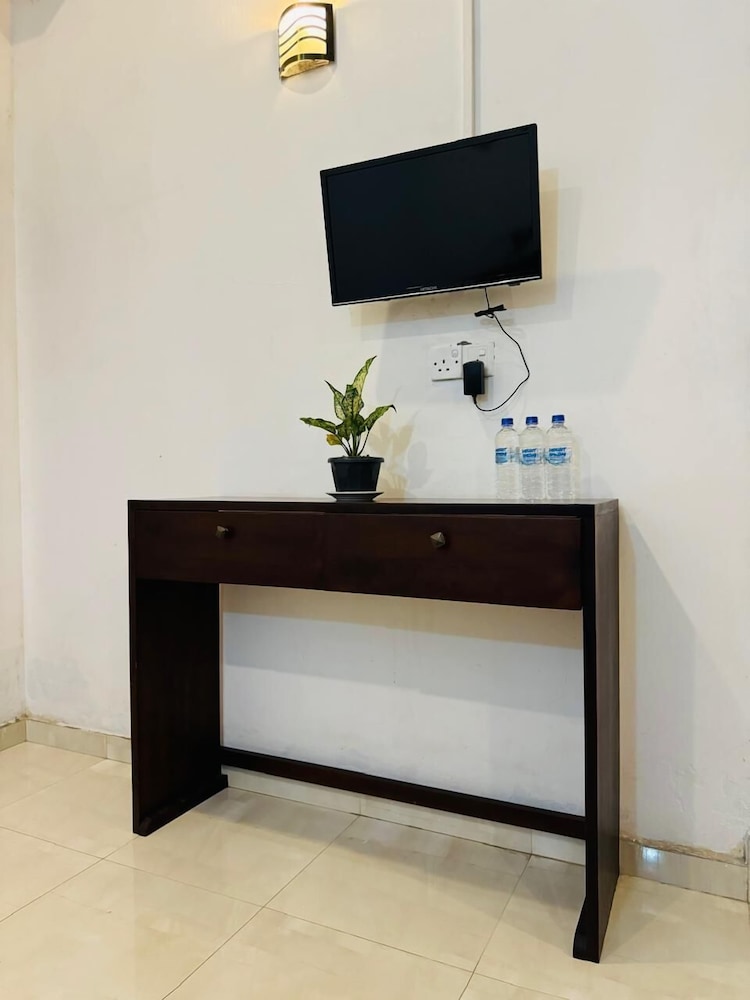 Milano - Hambantota - CITYSCAPE YALA BY 999 HOTEL & RESTAURANT