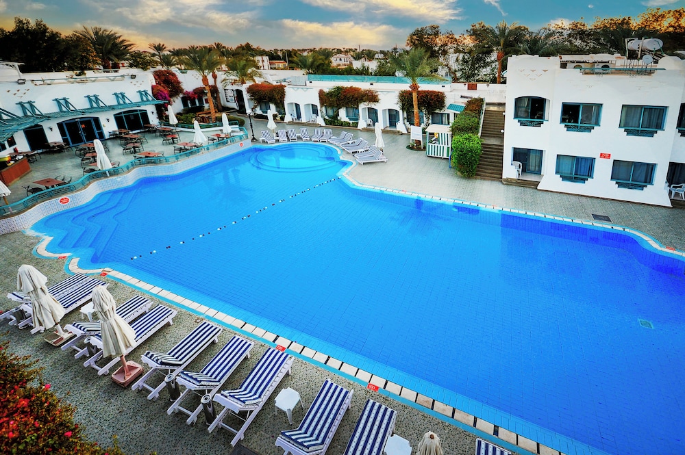 

Cagliari - Sharm El Sheikh - Falcon Hills Hotel