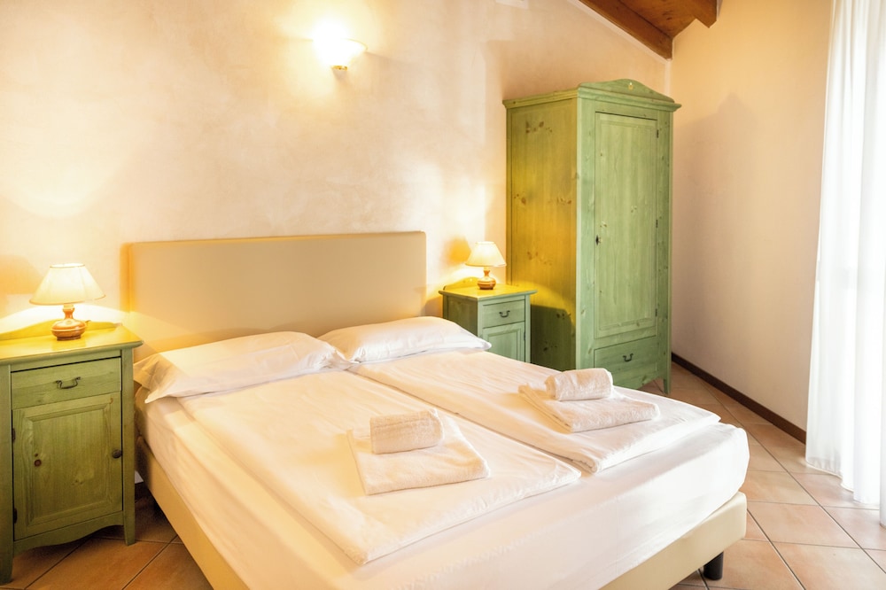 

Lamezia Terme - Gargnano - Hotel Residence Panorama La Forca, GTSGroup