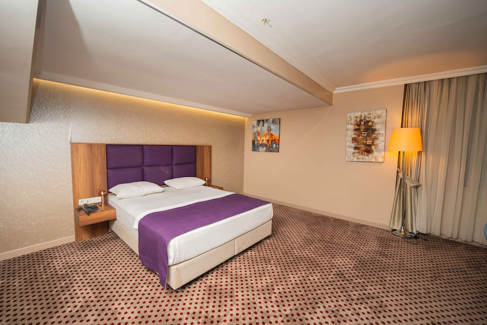 

Roma - Beylikduzu - Boris Hotel Beylikdüzü