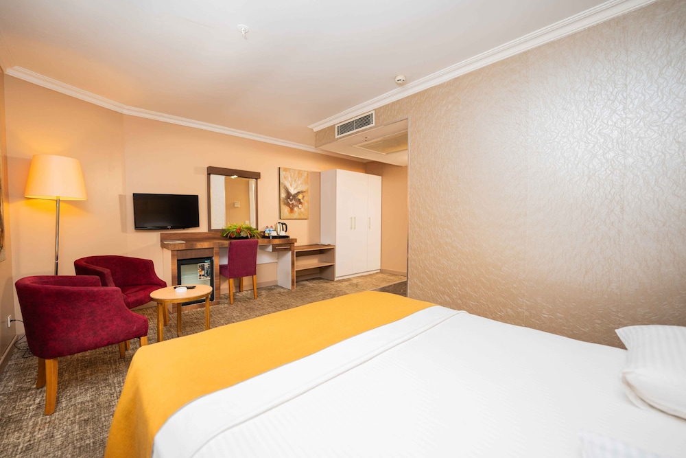 

Venezia - Beylikduzu - Boris Hotel Beylikdüzü