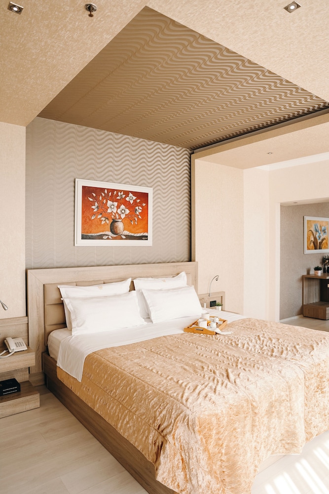 

Brindisi - Valona - Hotel Partner