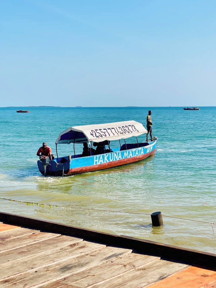 

Firenze - Mangapwani - Mangrove Lodge