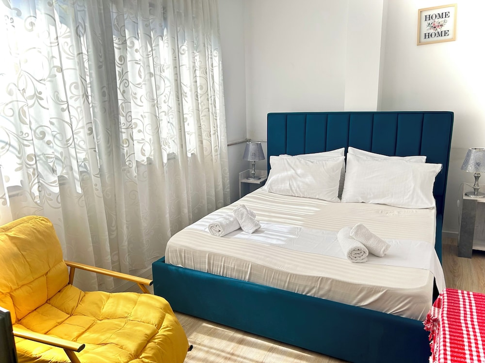

Milano - Tirana - Tirana Budget Retreat Hotel