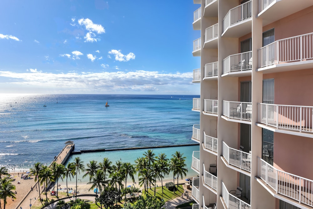 

Venezia - Honolulu - Park Shore Waikiki