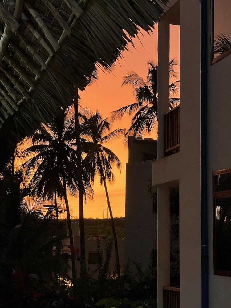 

Lamezia Terme - Matemwe - Sky & Sand Zanzibar