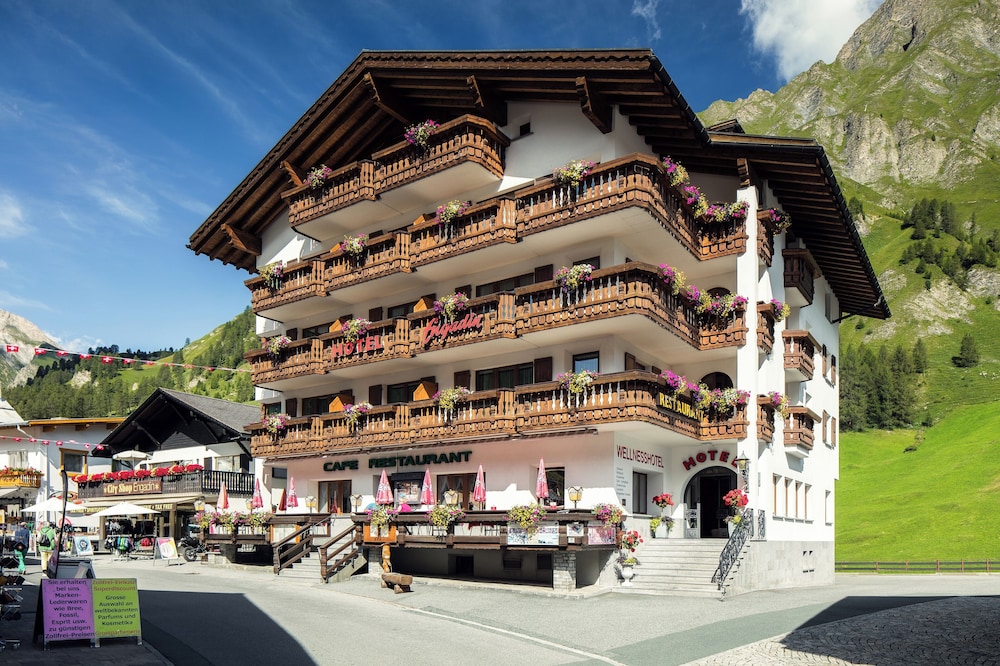 

Roma - Samnaun - Wellnesshotel Engadin