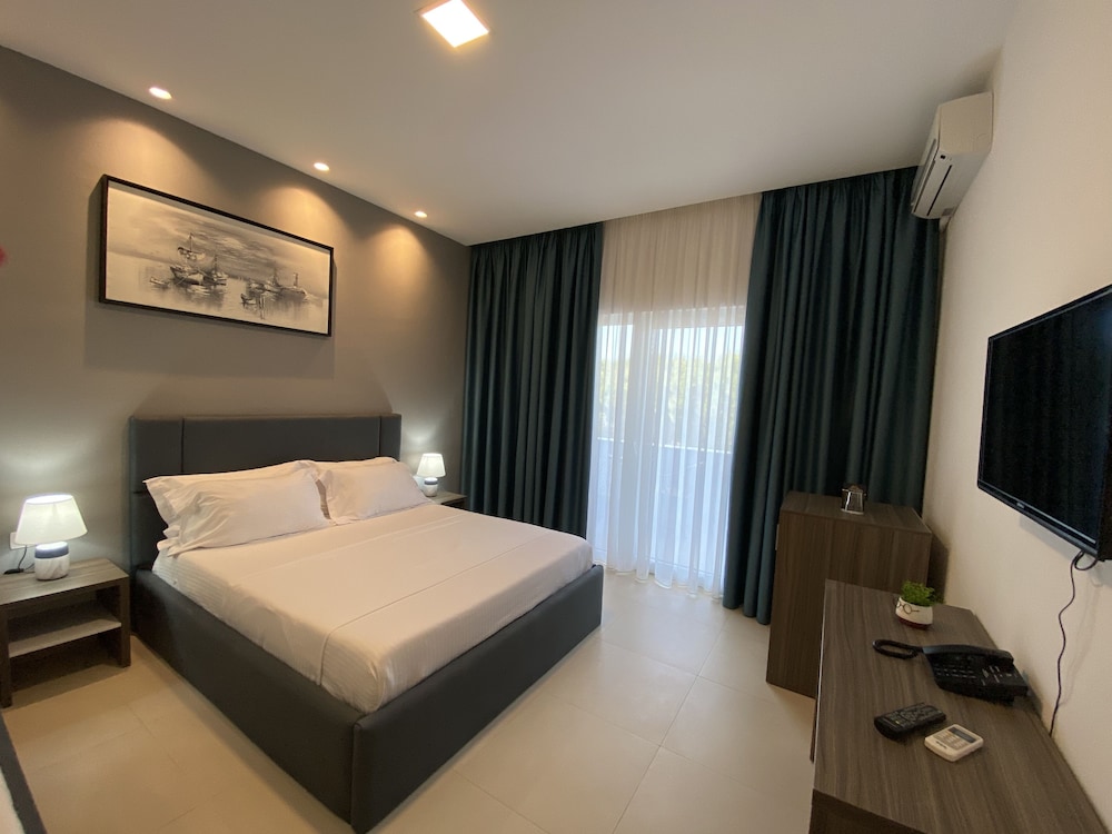 

Milano - Golem - ATRIUM DELUXE RESORT