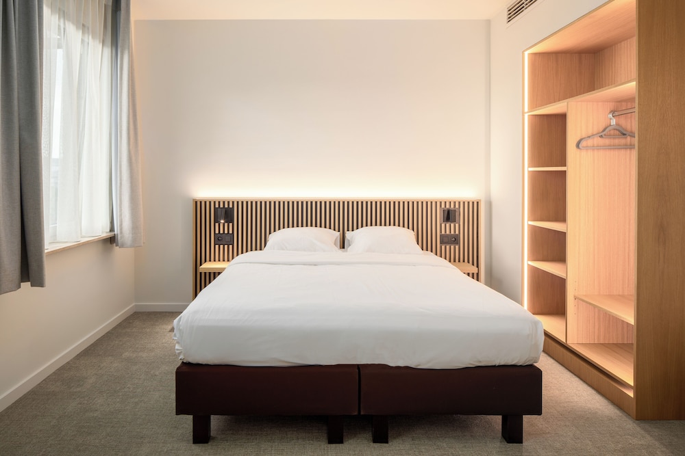 

Napoli - Gent - Hotel Chamade