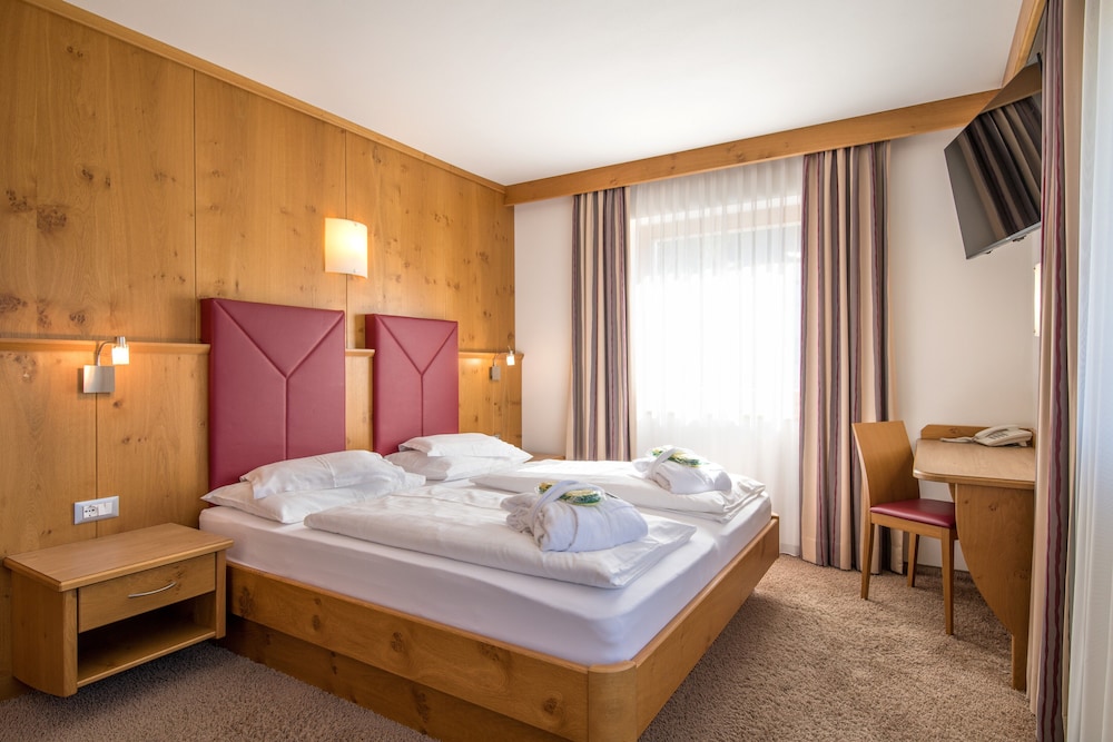 

Lamezia Terme - Corvara in Badia - Hotel Bel Vert