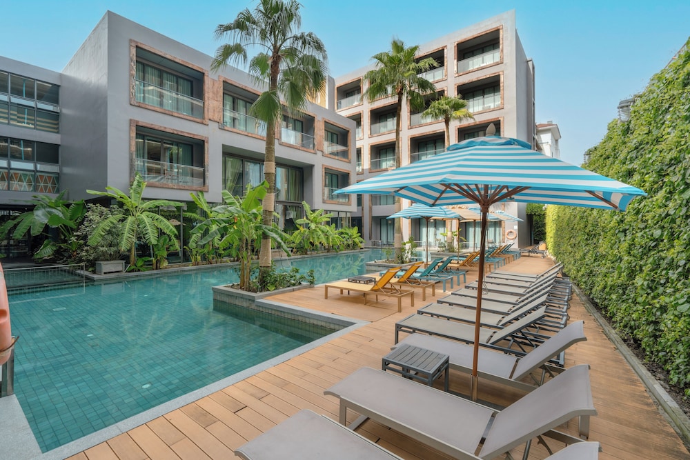 

Milano - Isola di Phuket, Thailandia - Sugar Marina Hotel-SURF-Kata Beach