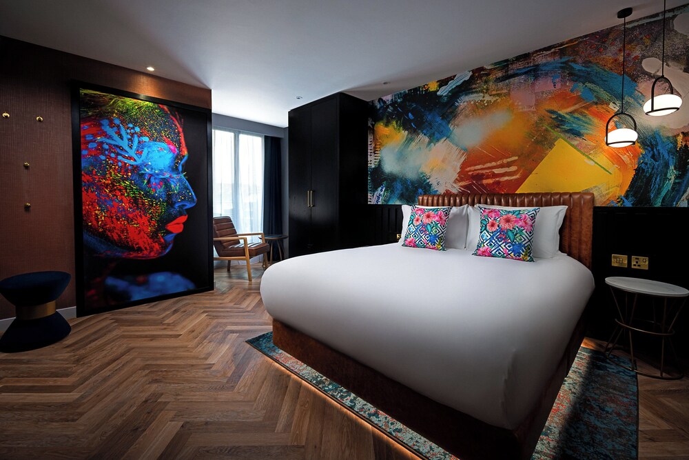 

Milano - Blackrock - NYX Hotel Dublin Portobello