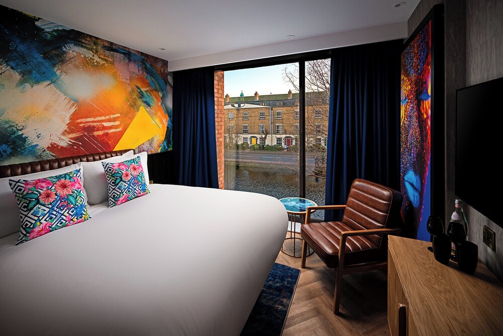 

Milano - Tallaght - NYX Hotel Dublin Portobello