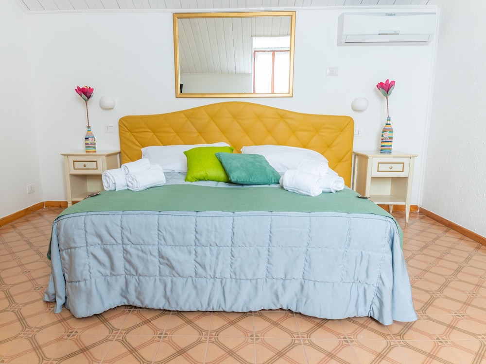 

Milano - Gragnano - Albergo Diffuso Bacco Furore