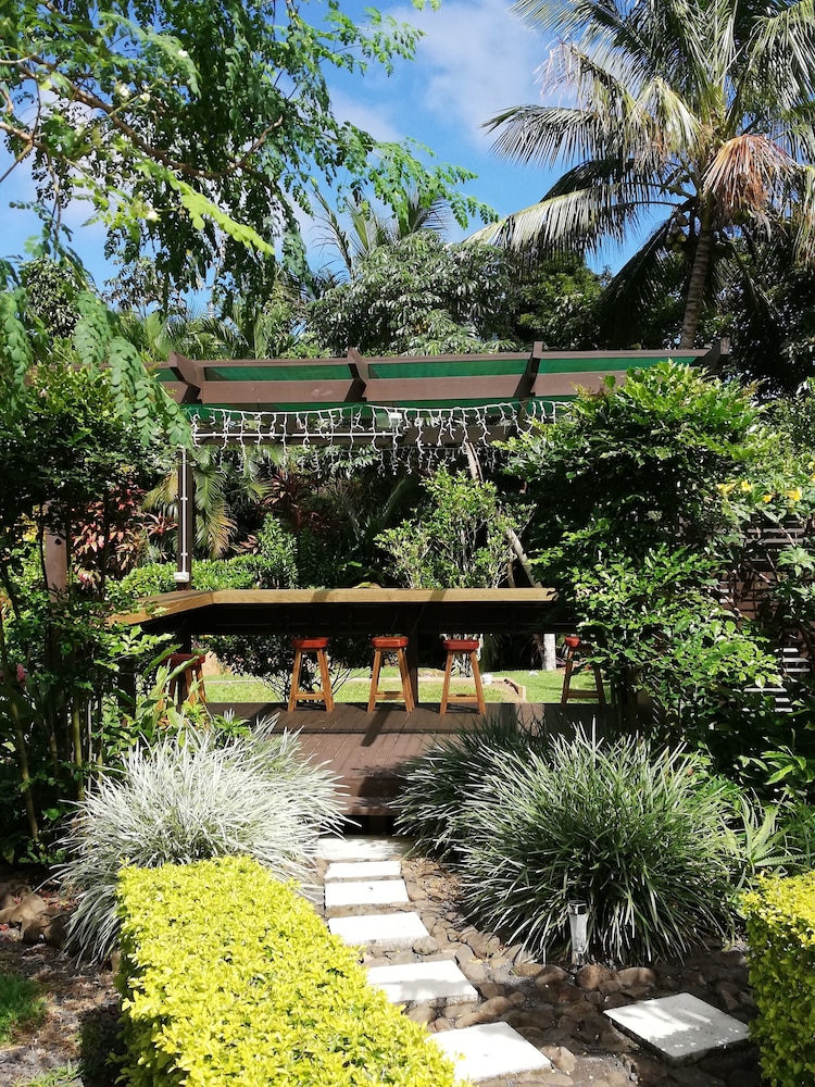 

Roma - Rarotonga - JJ's Retreat