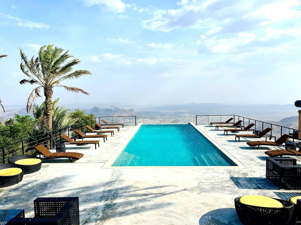 

Verona - Nizwa - The View