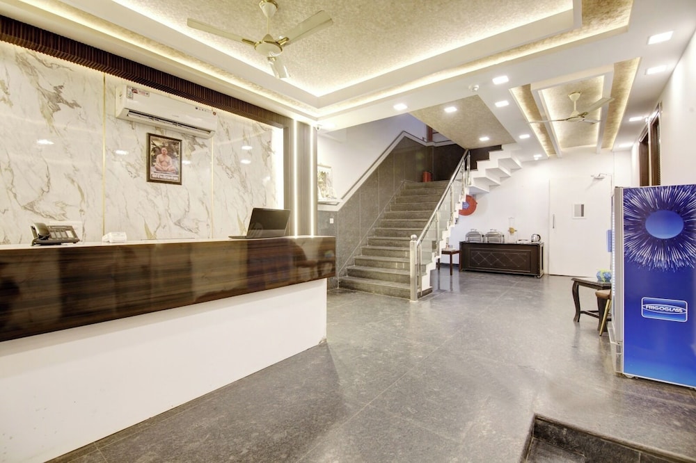 

Milano - New Delhi - Hotel Devrana