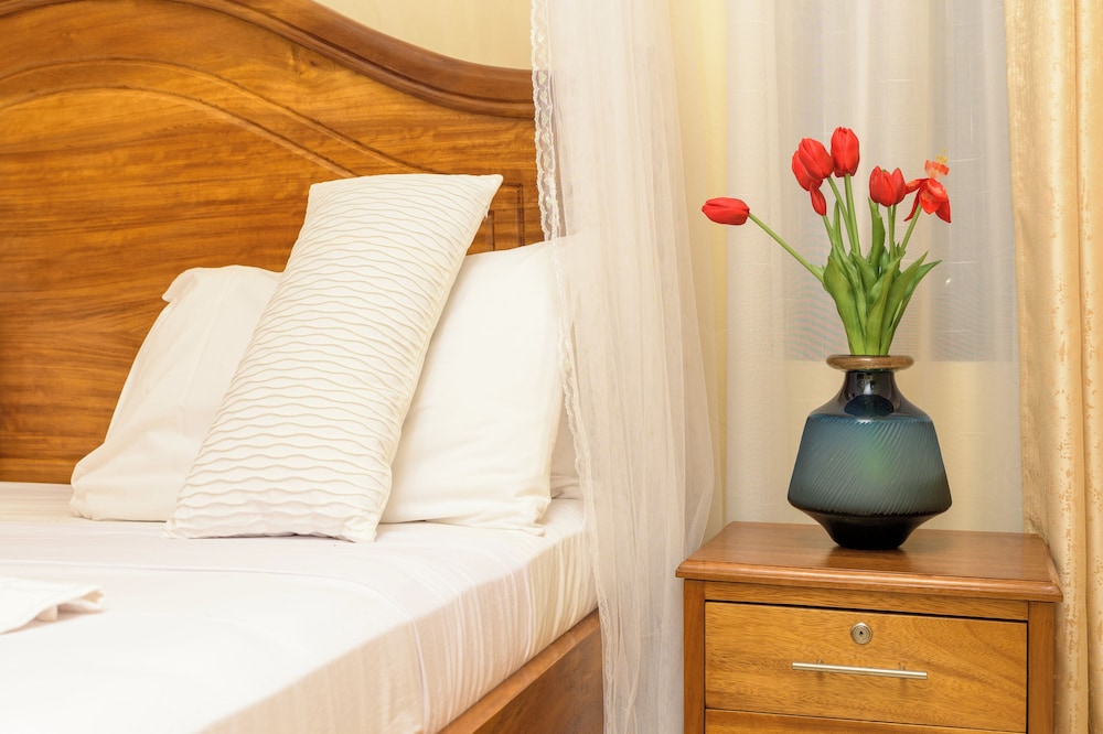 

Roma - Malindi - Dubai infinite luxury suites