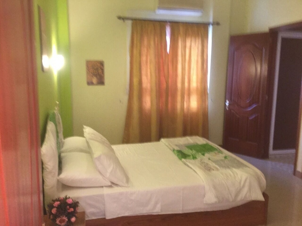 

Roma - Grand Baie - Sun & Earth Villa