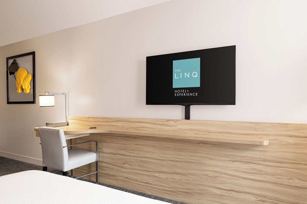 

Lamezia Terme - Las Vegas (NV) - The LINQ Hotel + Experience