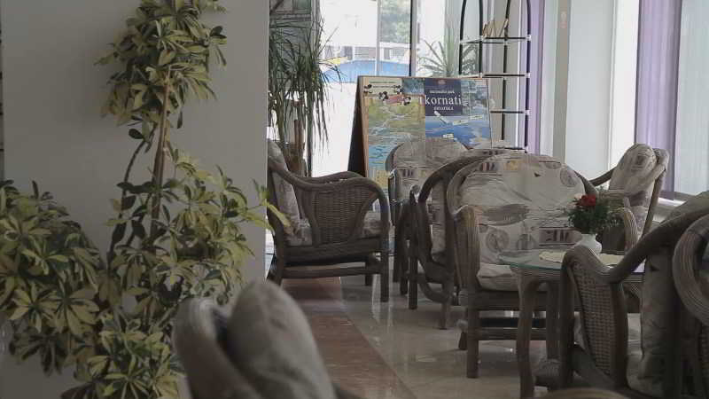 

Palermo - Betina - Hotel Borovnik