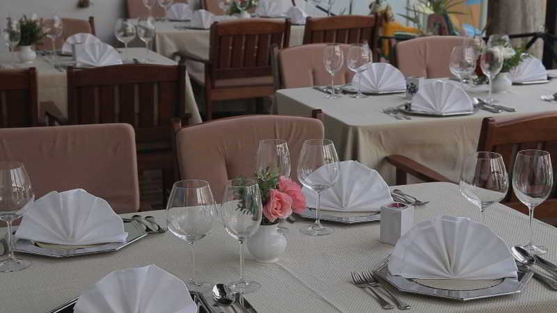 

Milano - Tisno - Hotel Borovnik