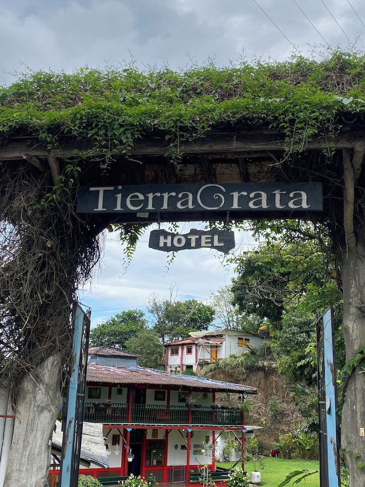

Milano - Armenia - Finca Hotel Tierra Grata