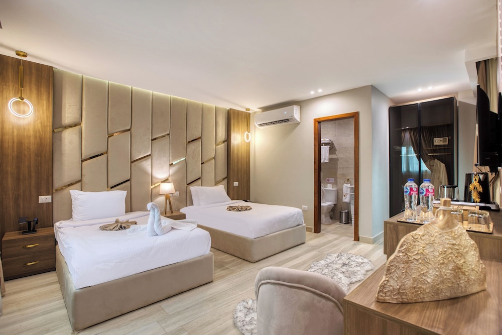 

Milano - Giza - Golden Palm Sunrise Inn