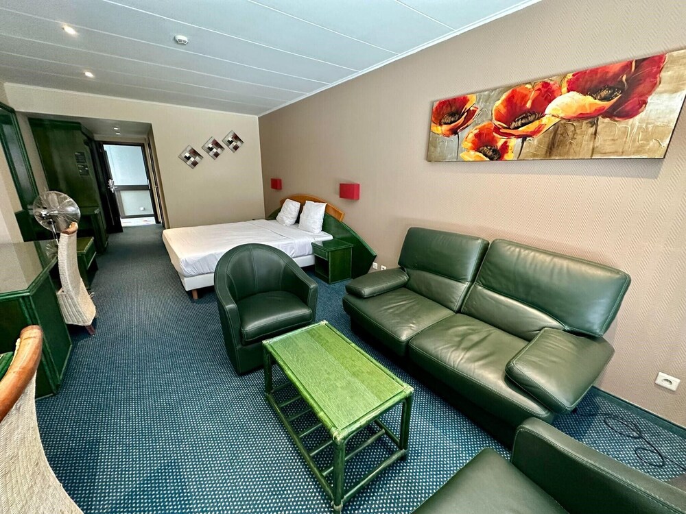 

Venezia - Mons - B&B HOTEL Mons Centre