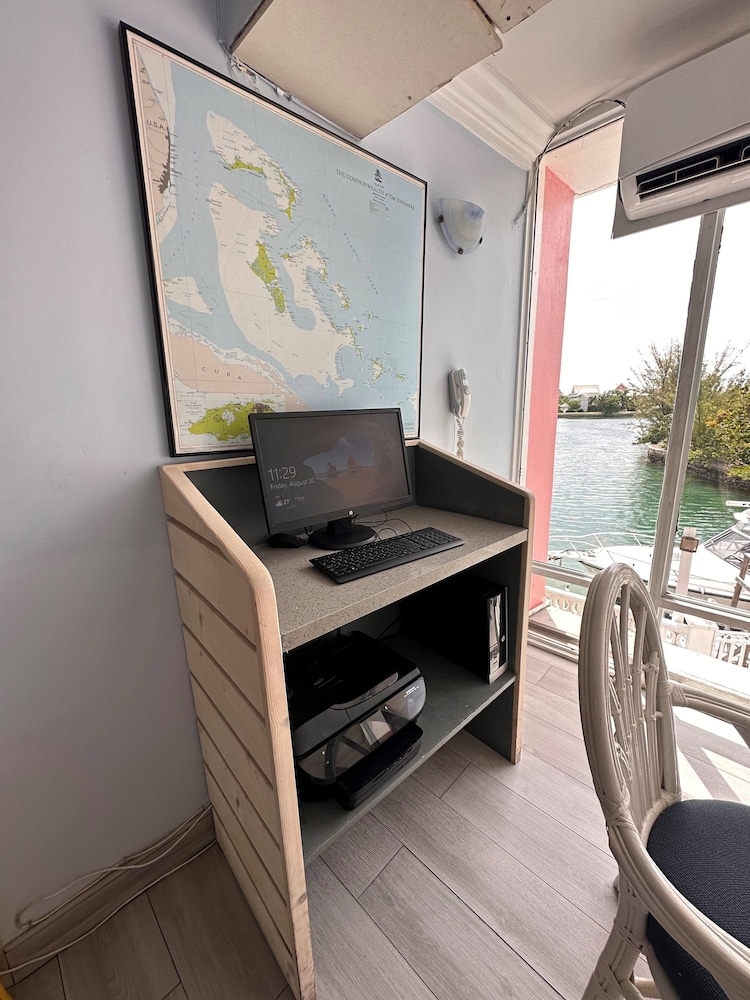 

Napoli - Grand Bahama (Bahamas), Caraibi - Bell Channel Inn Hotel
