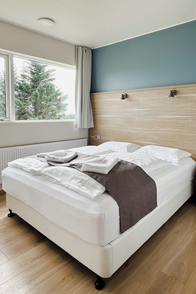 

Palermo - Höfn - Hotel Jökull