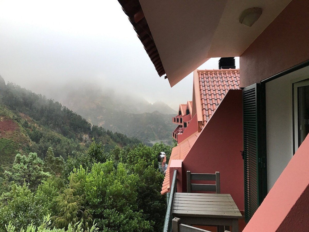 

Roma - Ribeira Brava - Valley View Hotel Encumeada