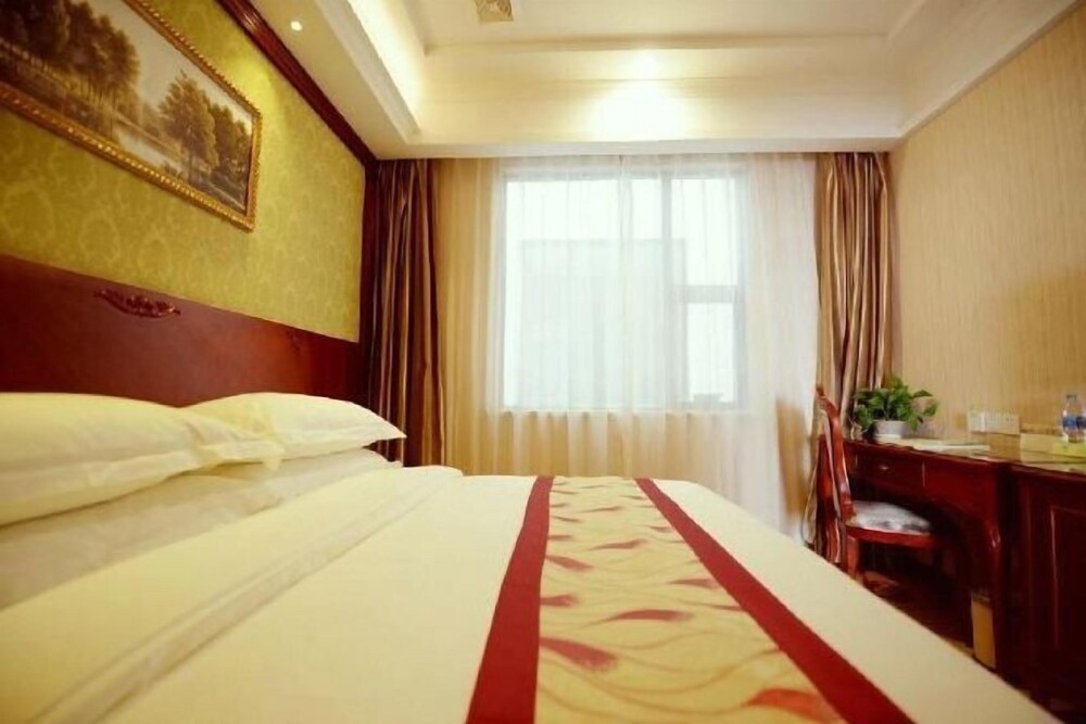 

Venezia - Jiading - Vienna Hotel (Shanghai Hongqiao Hub Jiading New City)