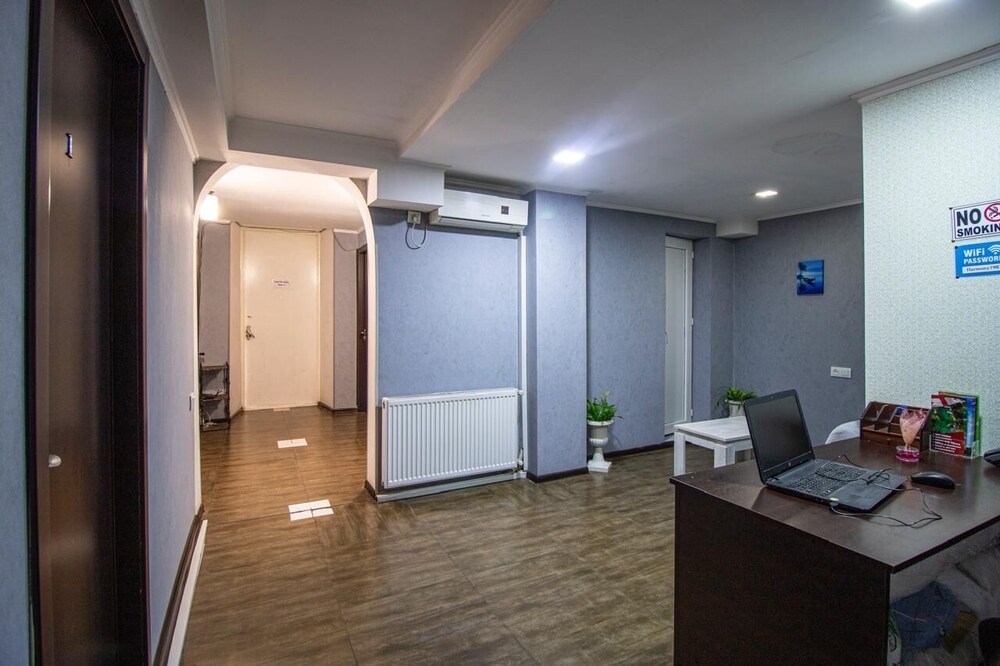 

Milano - Tbilisi - Harmony Hotel