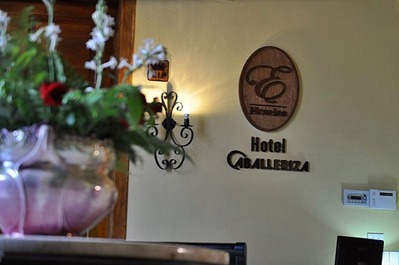 

Milano - Holguin - Hotel E Caballeriza