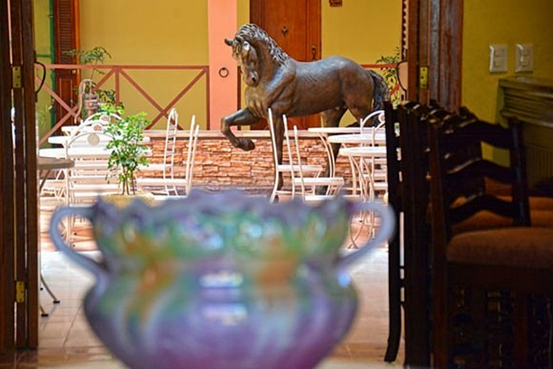 

Milano - Holguin - Hotel E Caballeriza
