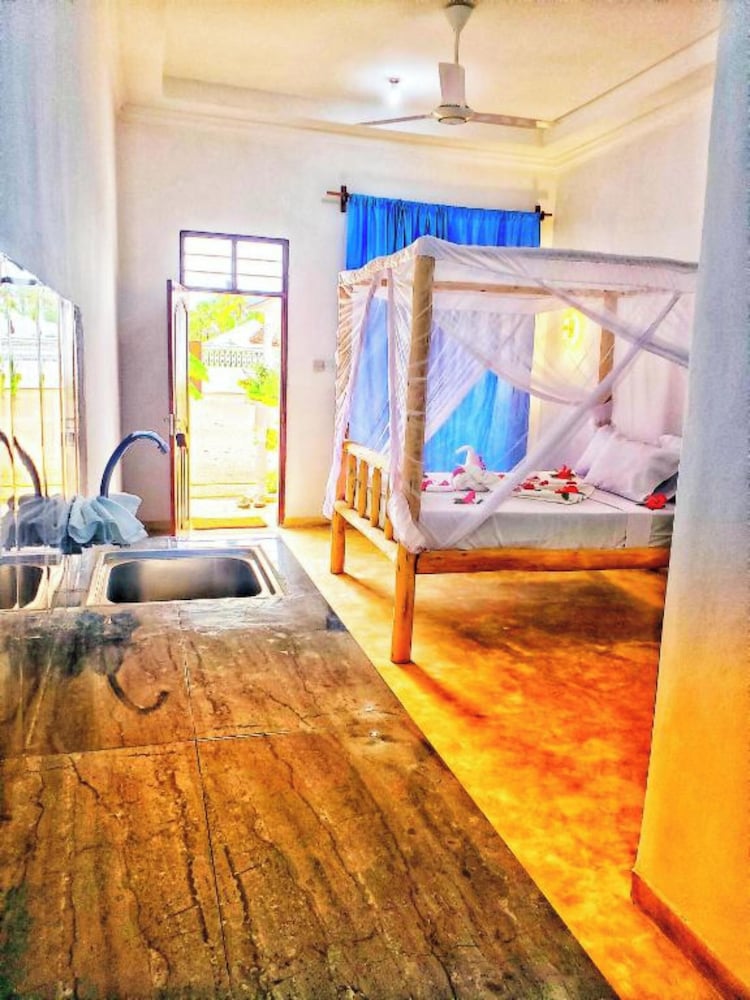 

Roma - Jambiani, Zanzibar - Serenity Boutique Hotel