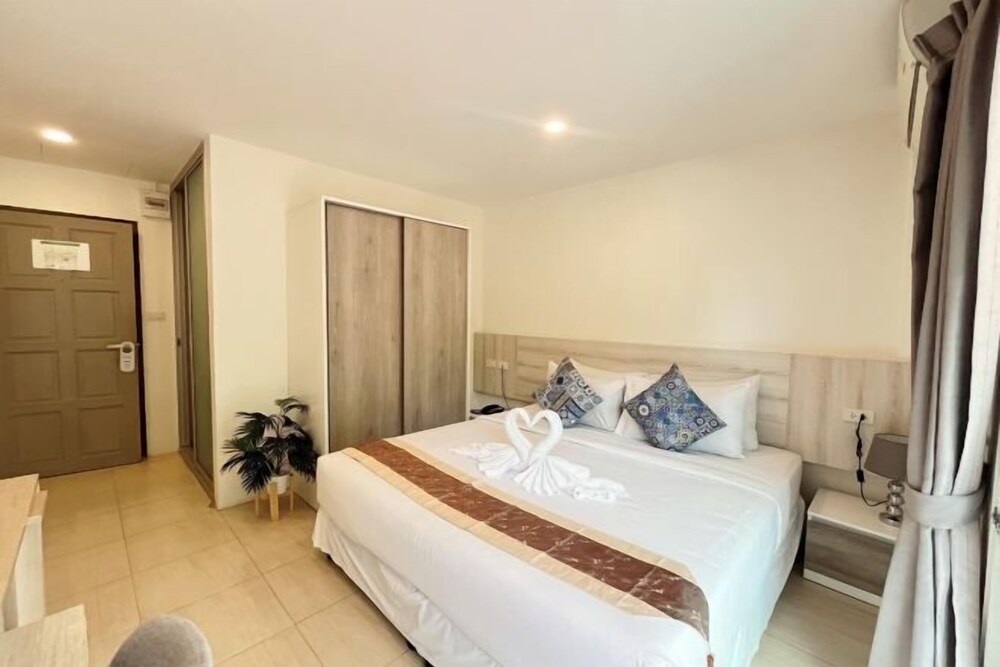 

Milano - Si Sunthon - Mystays Phuket