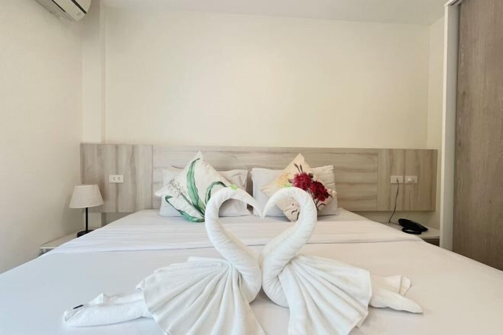 

Roma - Ko Kaeo - Mystays Phuket