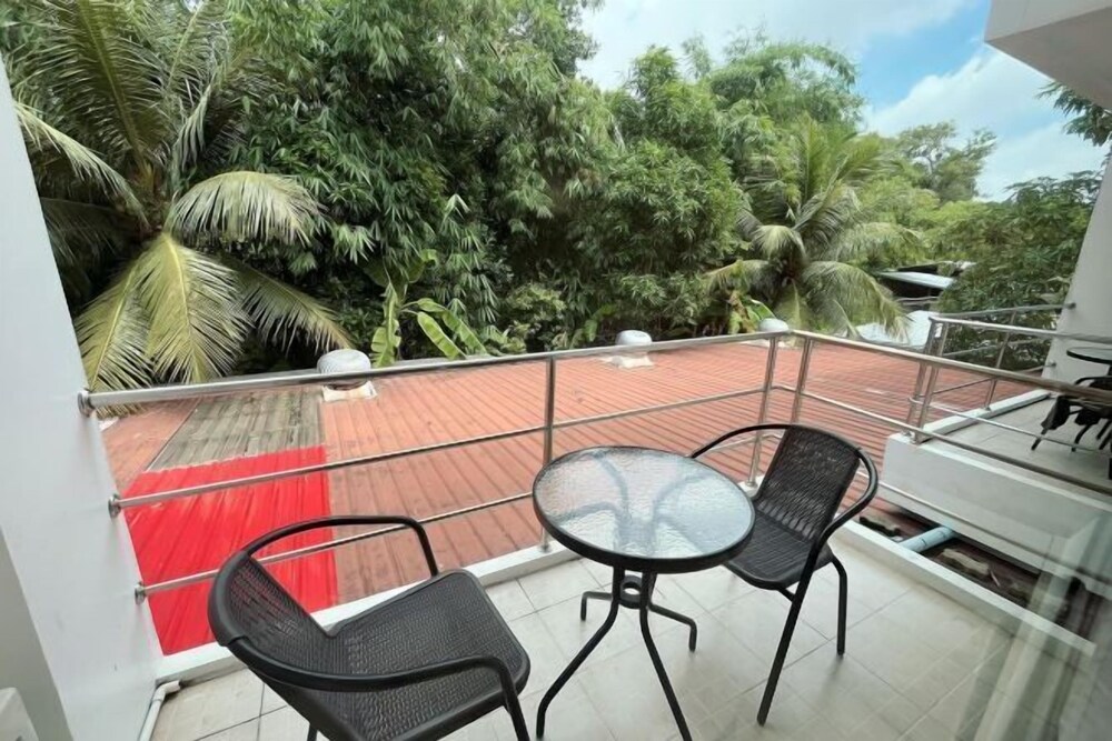 

Roma - Si Sunthon - Mystays Phuket