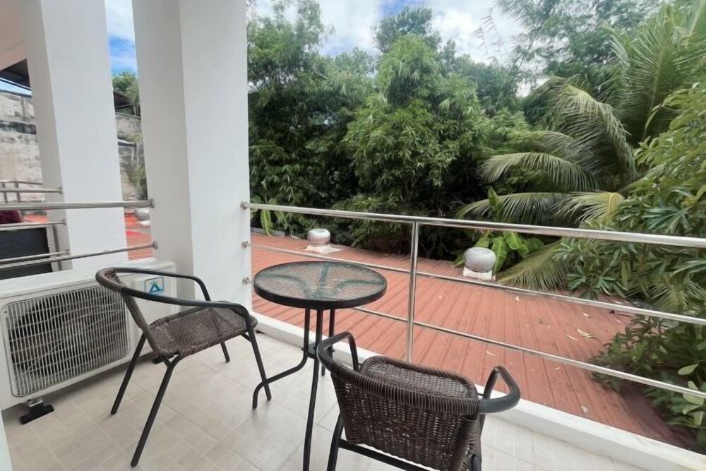 

Milano - Si Sunthon - Mystays Phuket