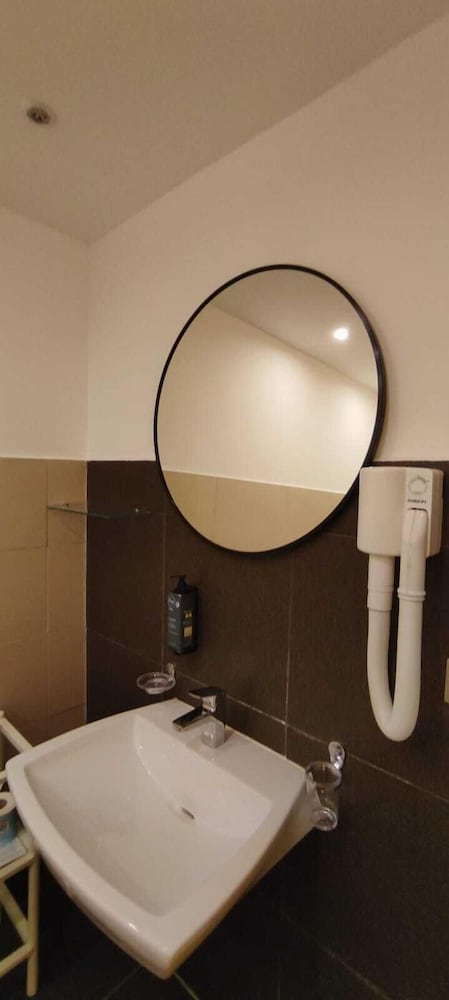 

Milano - Bardolino - Hotel Eurocongressi